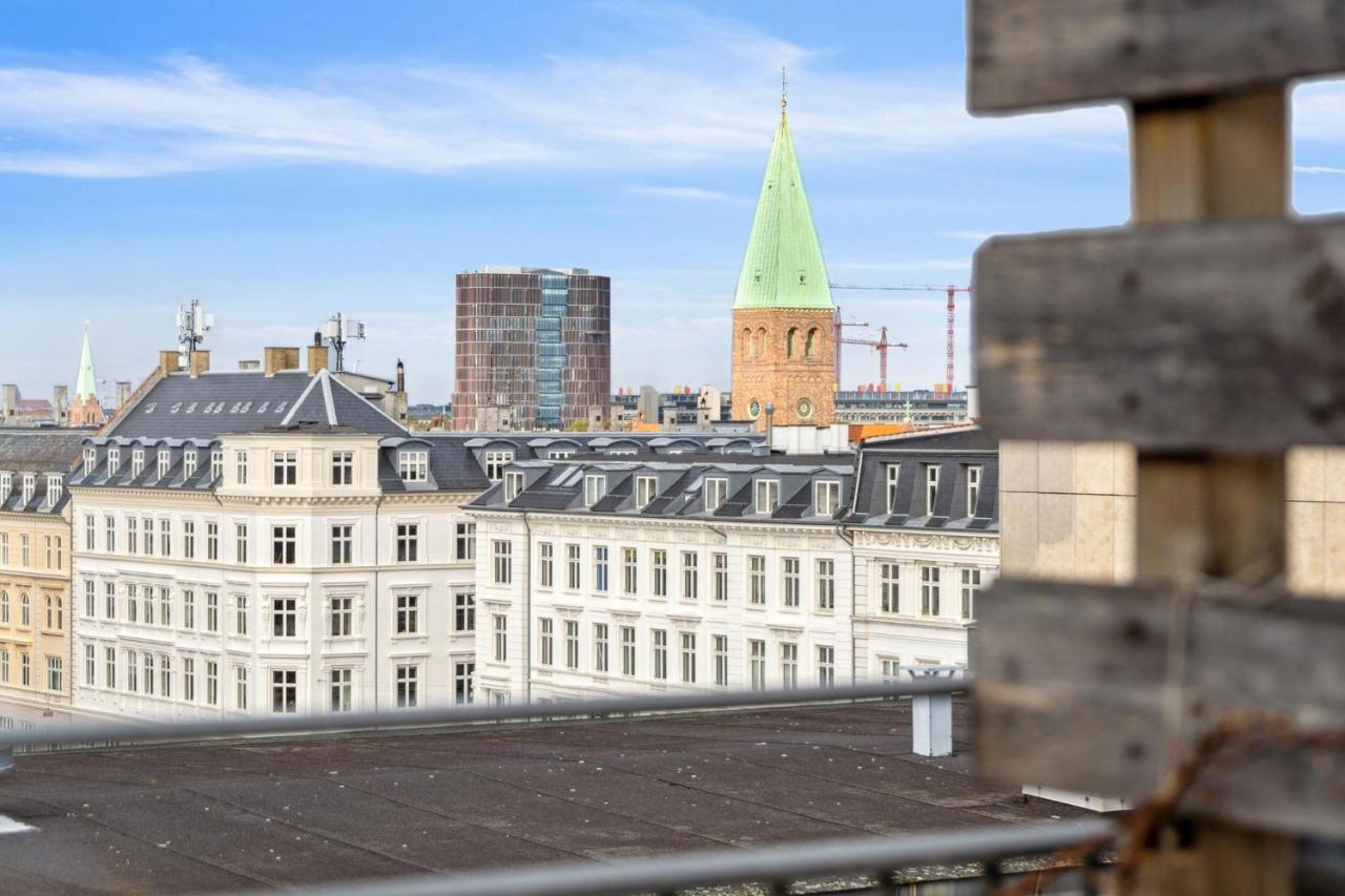 Central Penthouse Apartment With Rooftop Terrace コペンハーゲン エクステリア 写真
